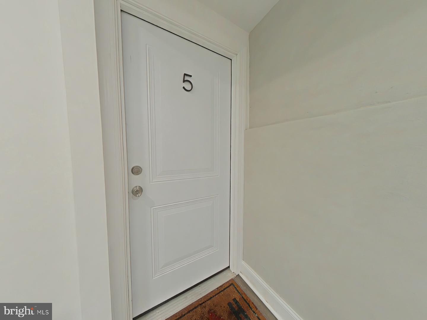3228 W Diamond St #5 Property Photo 37