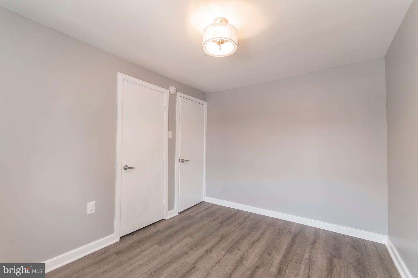 515 W Girard Ave #3f Property Photo 10