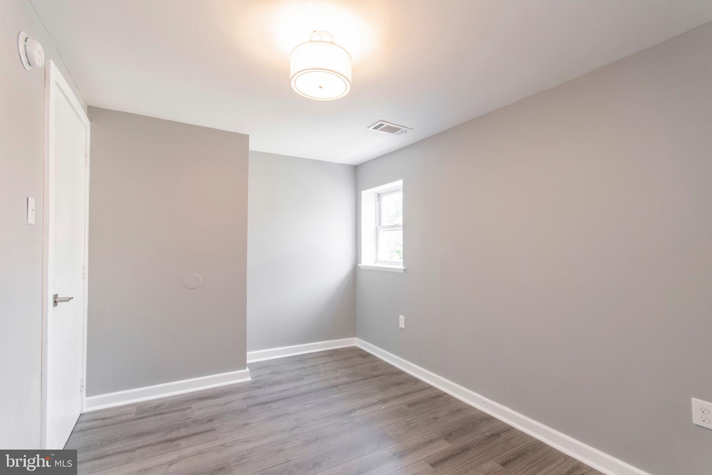 515 W Girard Ave #3f Property Photo 11
