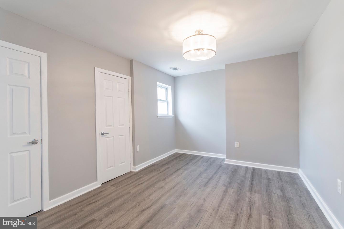 515 W Girard Ave #3f Property Photo 16