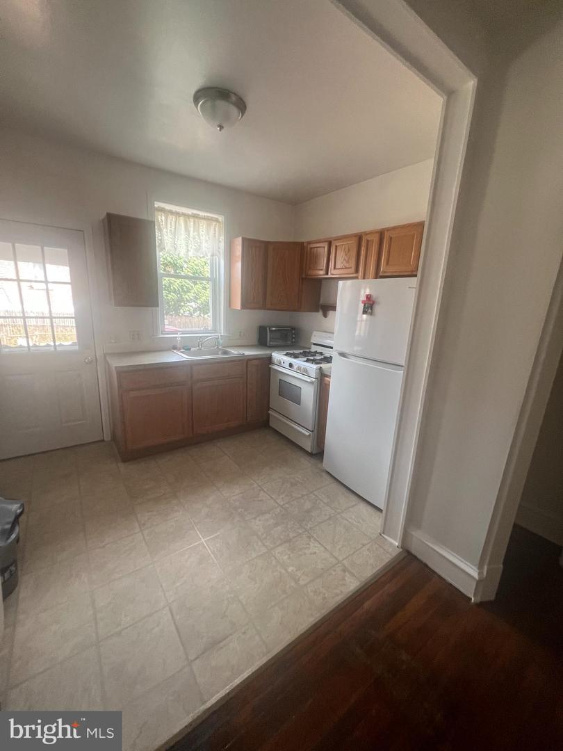 4317 Devereaux St Property Photo 5