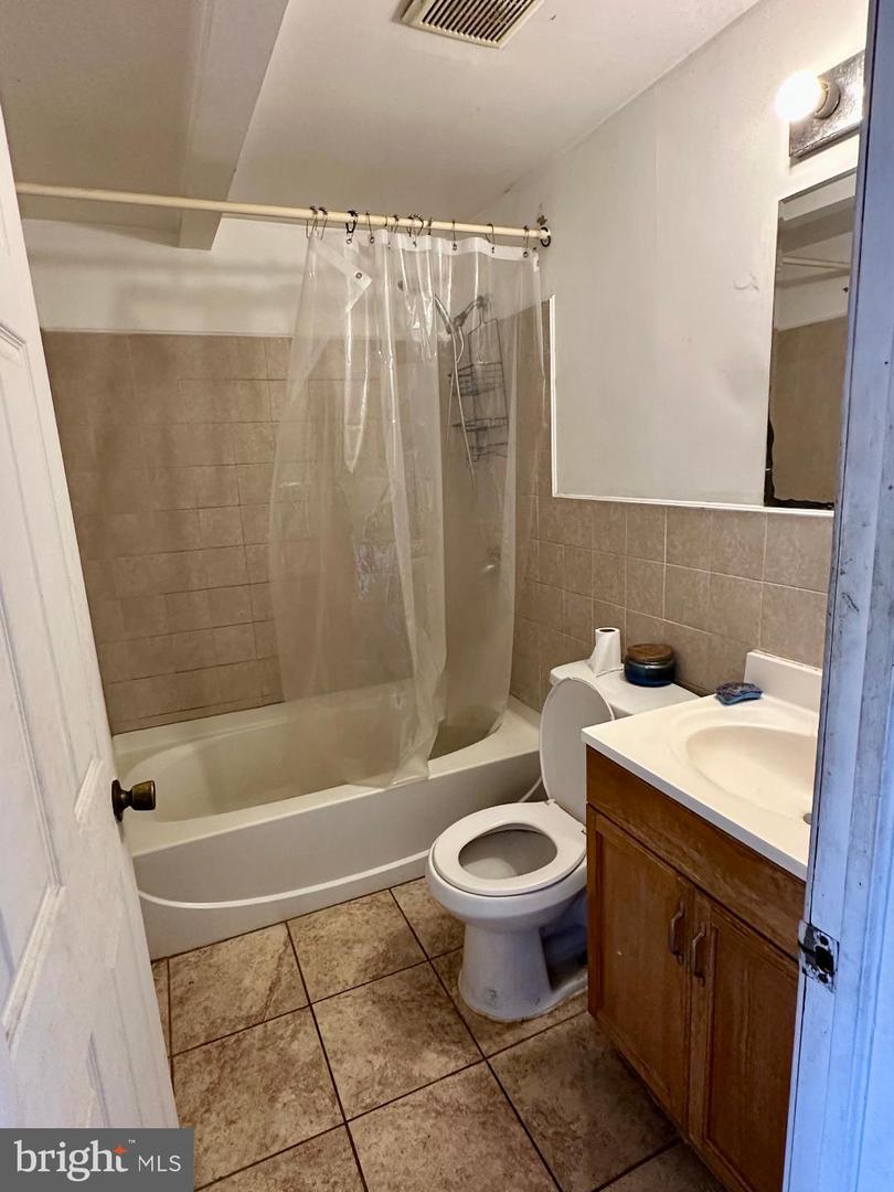 1618 S 6th St Property Photo 11