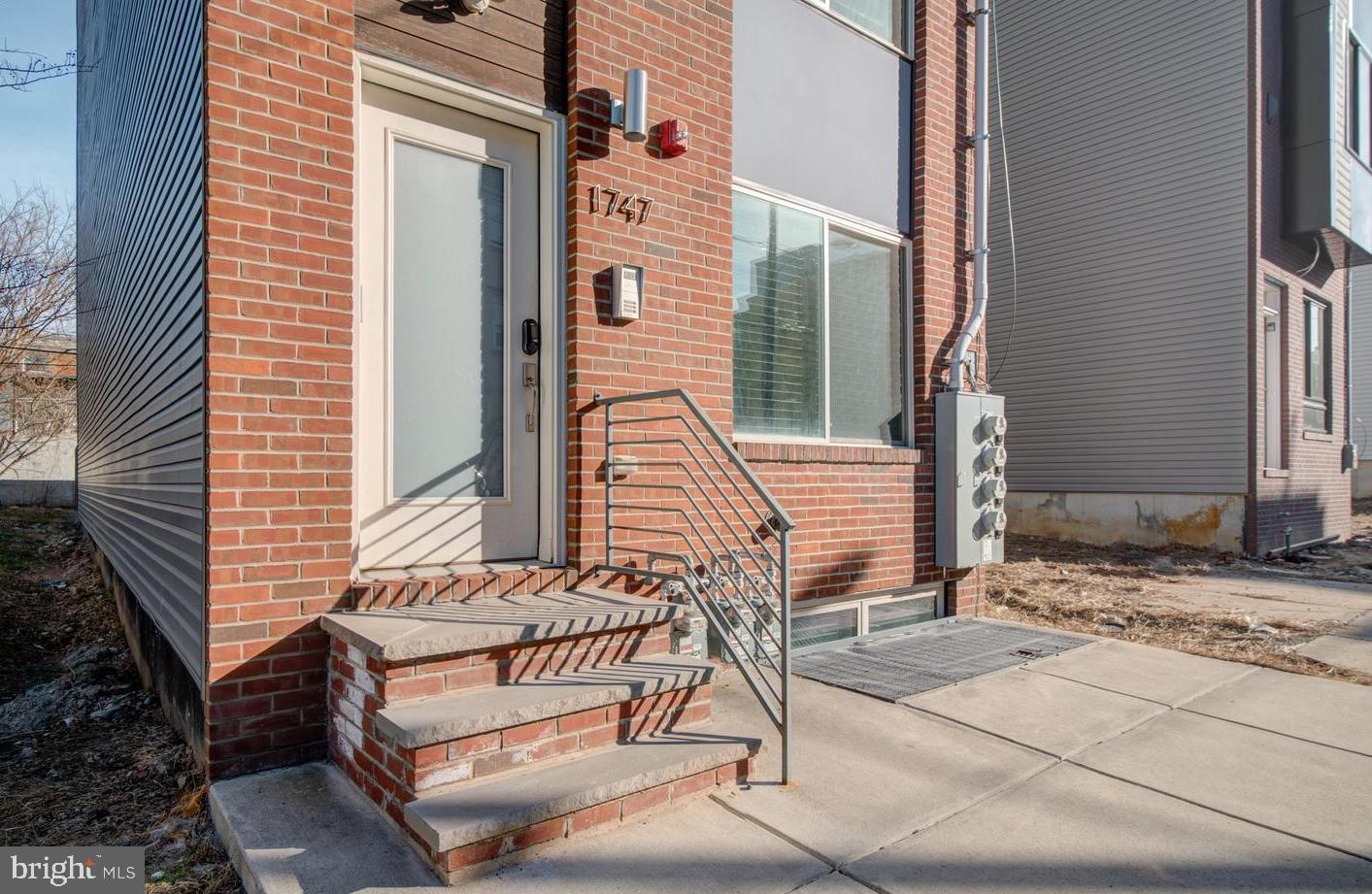 1747 N Marshall St #3 Property Photo 1