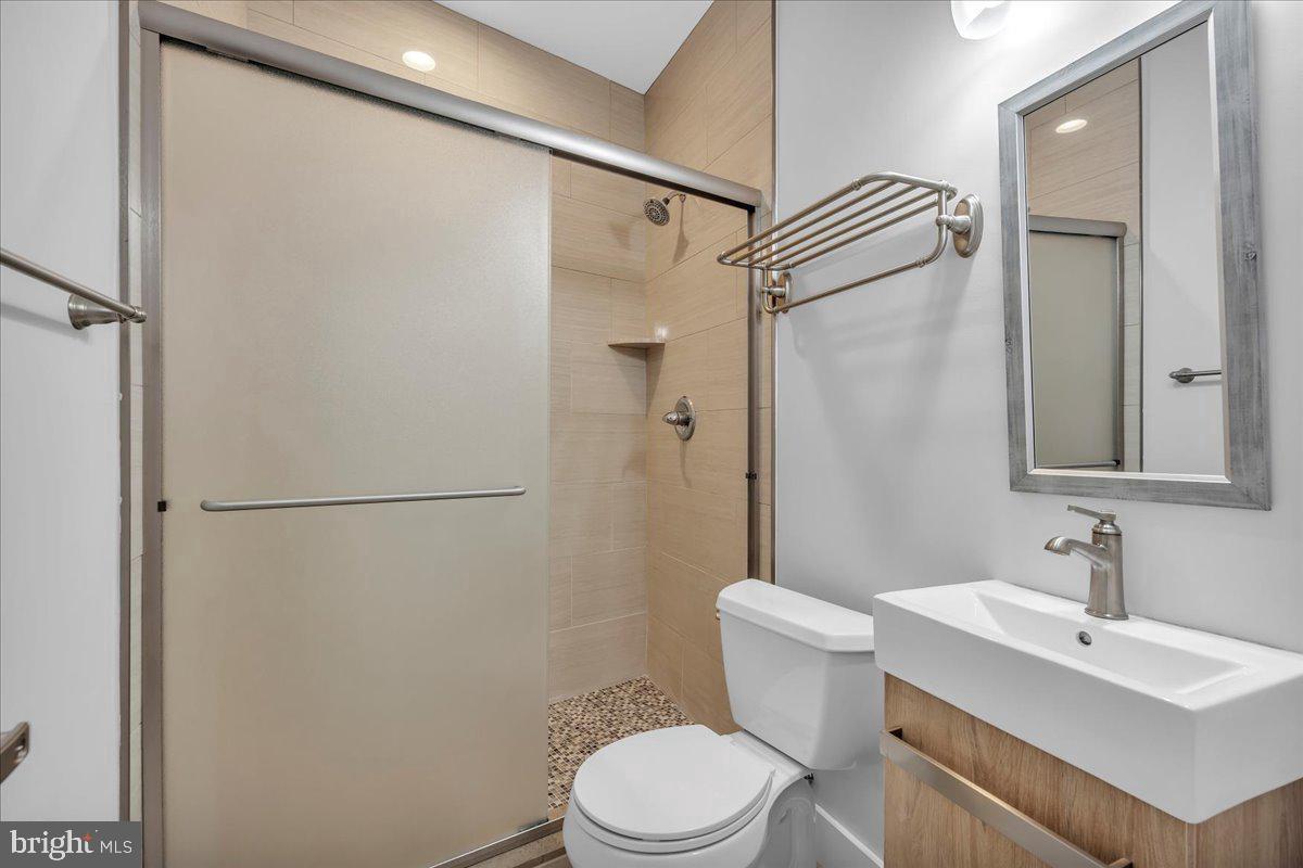 144 Levering St Property Photo 14