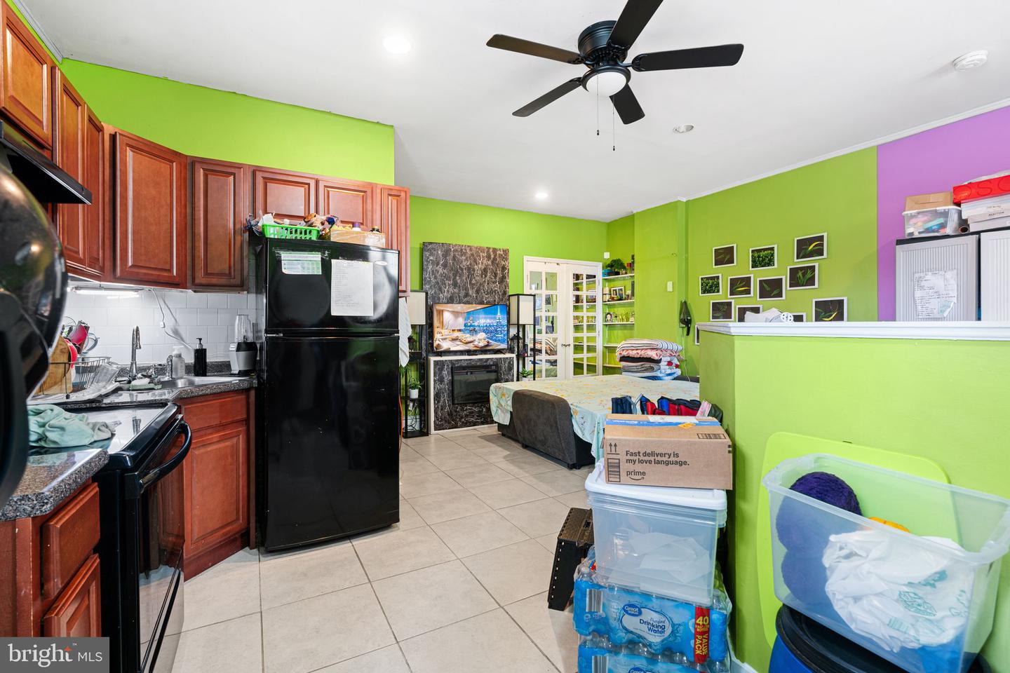 521 W Venango St Property Photo 4