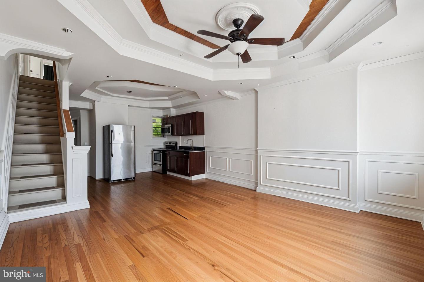 2021 N Gratz St Property Photo 2
