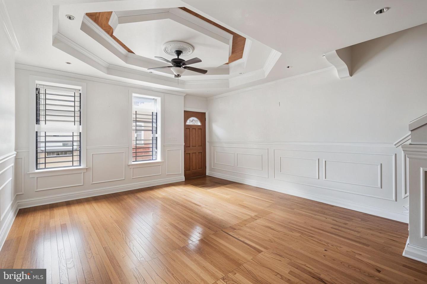 2021 N Gratz St Property Photo 5