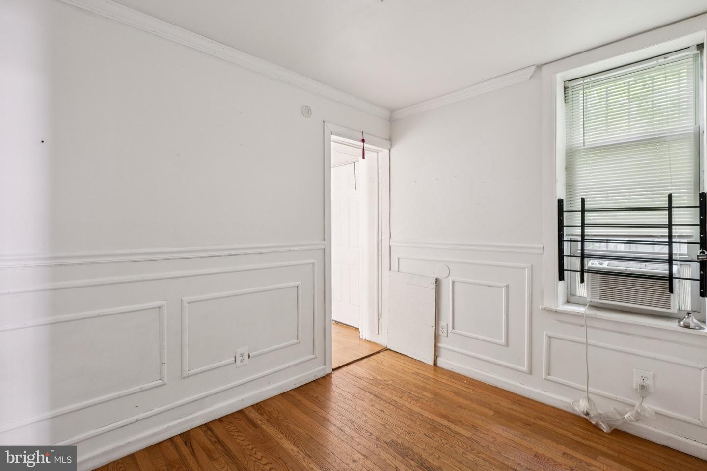 2021 N Gratz St Property Photo 10
