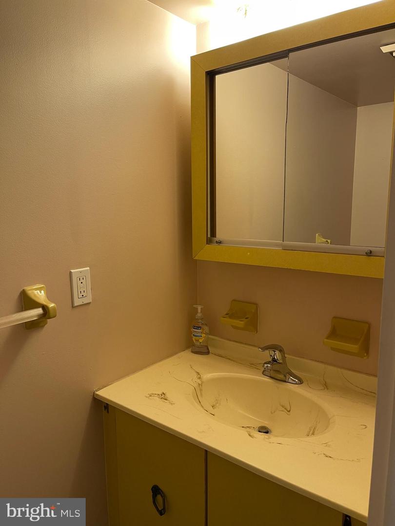 1420 Locust St #20q Property Photo 27