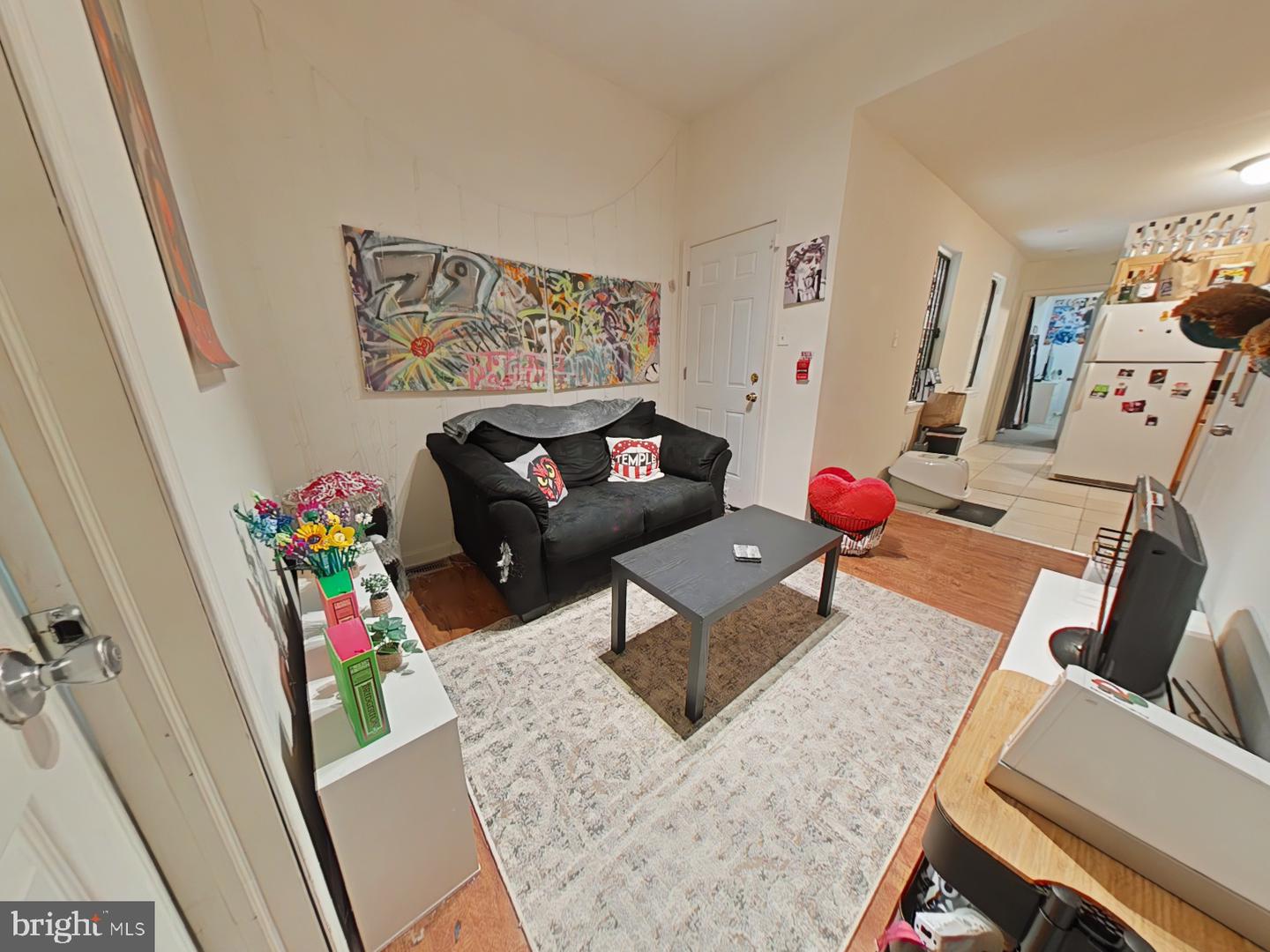 1827 N Bouvier St Property Photo 2
