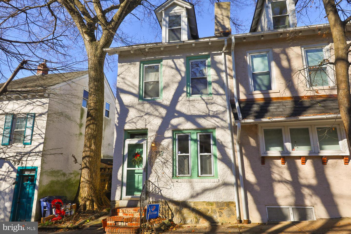 113 W Durham St Property Photo 4