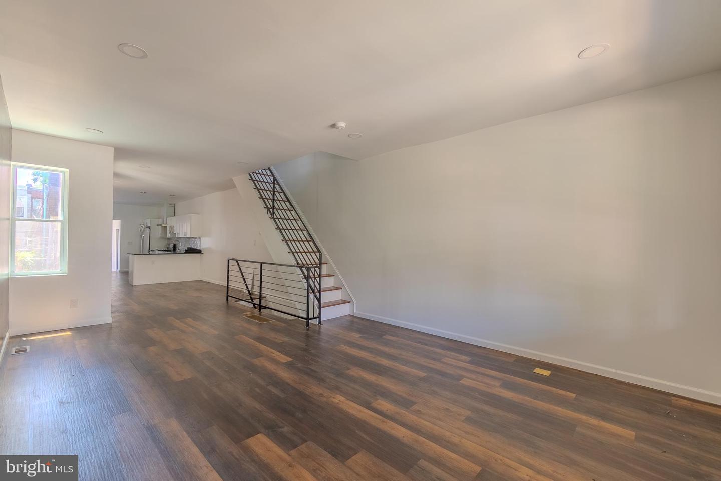 5512 Locust St Property Photo 7