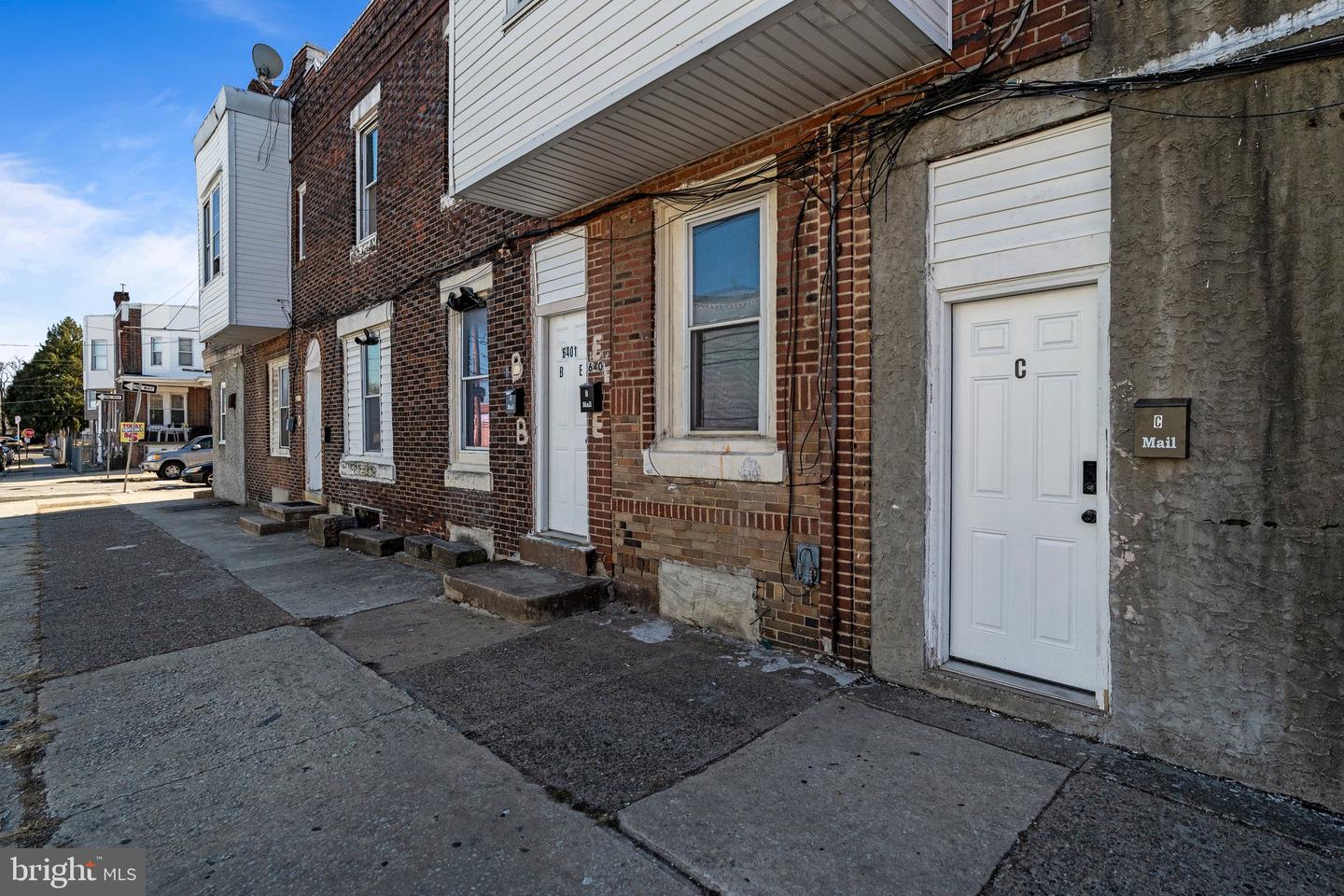 6401 Saybrook Ave Property Photo 7