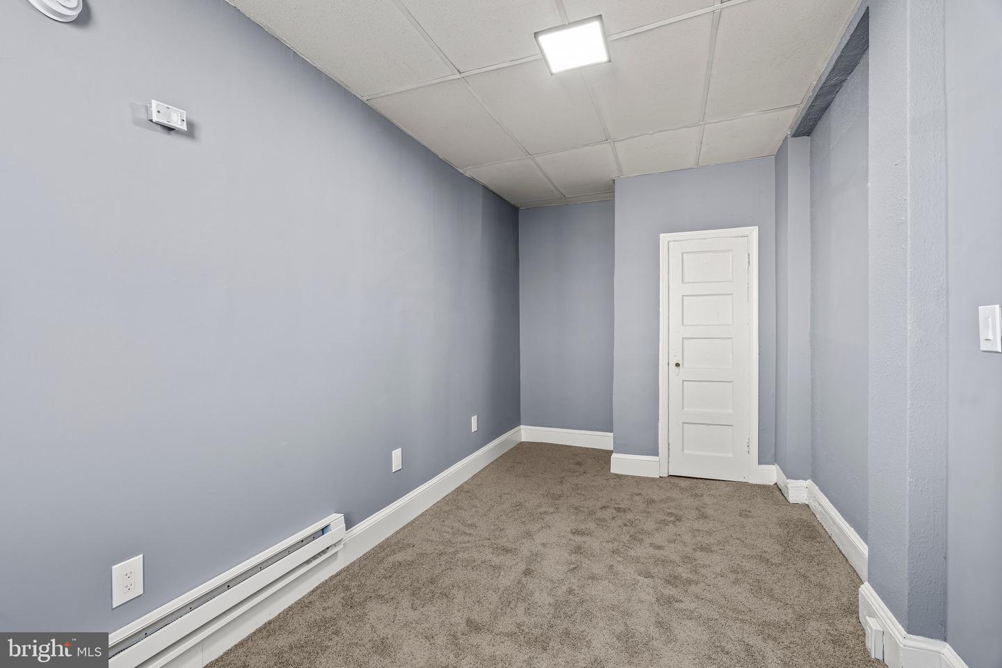 6401 Saybrook Ave Property Photo 14