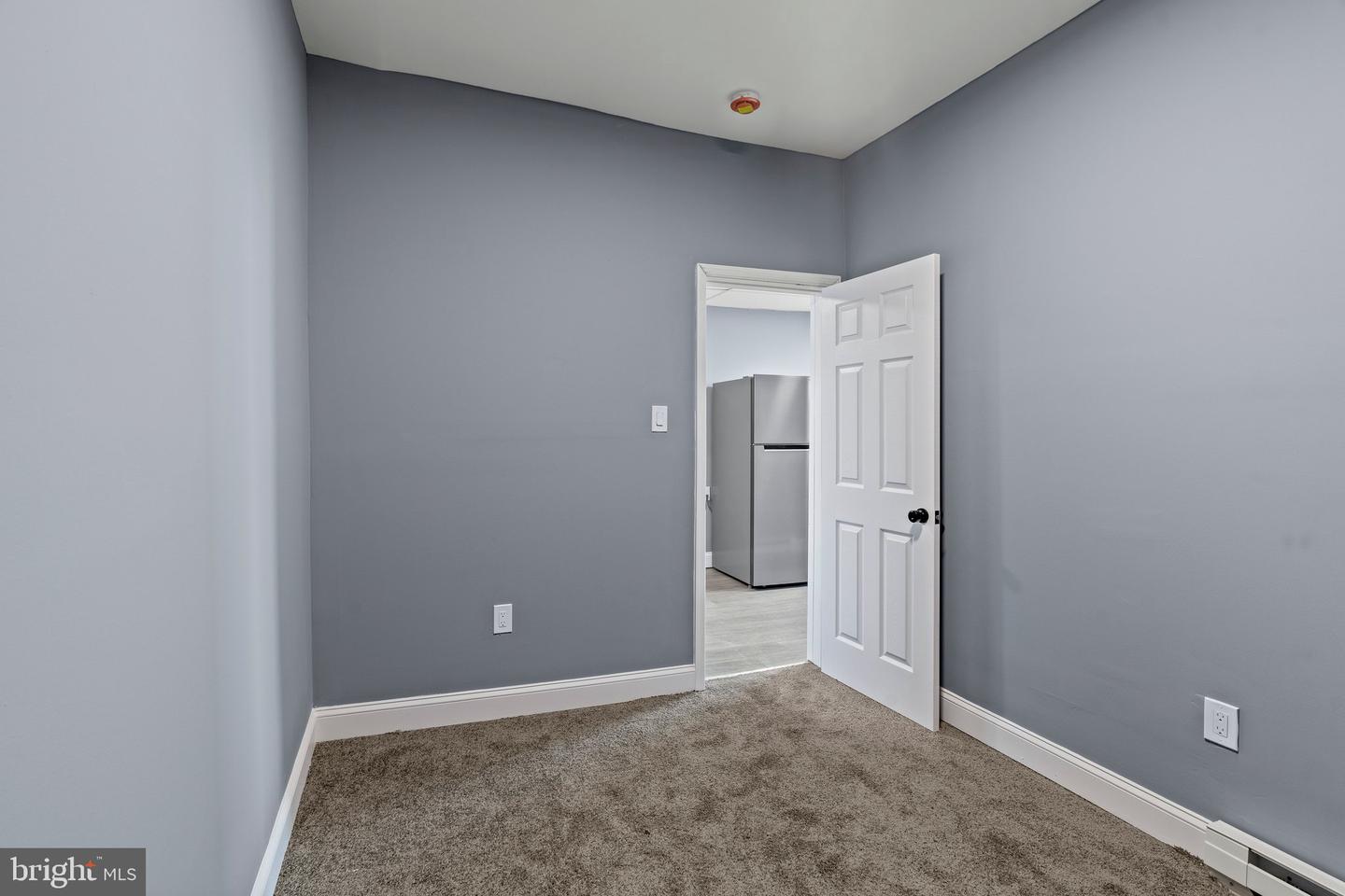 6401 Saybrook Ave Property Photo 26