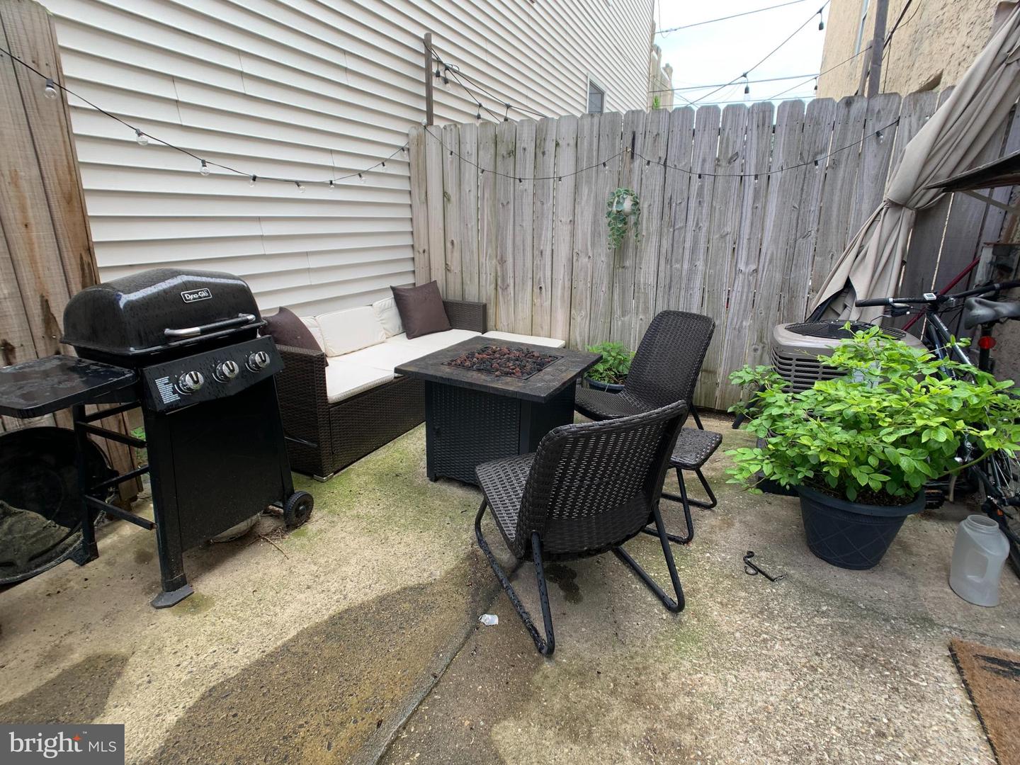 316-322 W Wildey St Property Photo 26
