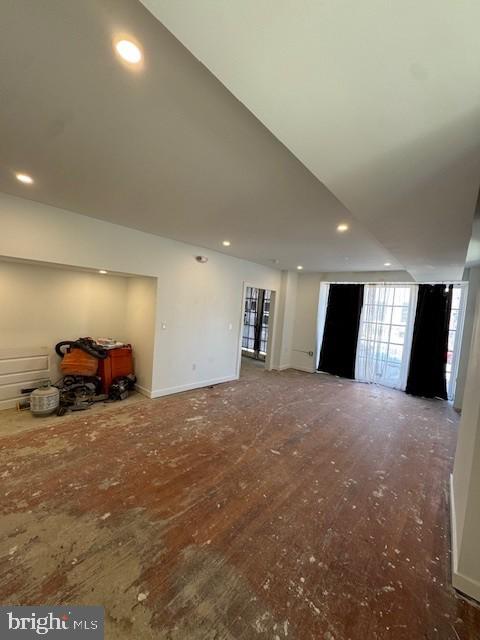 6370 GERMANTOWN AVE Property Photo 1