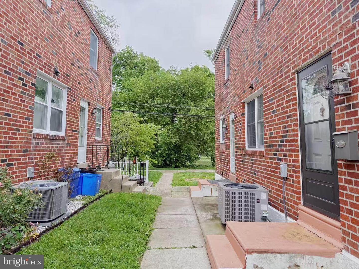 9235 Outlook Ave Property Photo 1