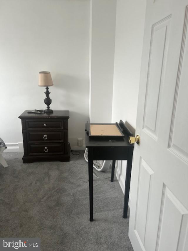 6831 Glenloch St Property Photo 9