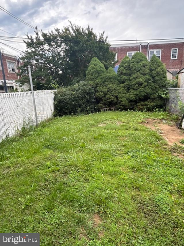 6831 Glenloch St Property Photo 14