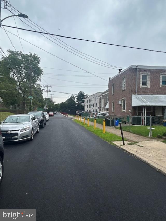 6831 Glenloch St Property Photo 23