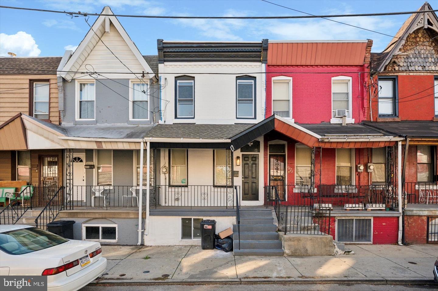 3020 Euclid Ave Property Photo 1
