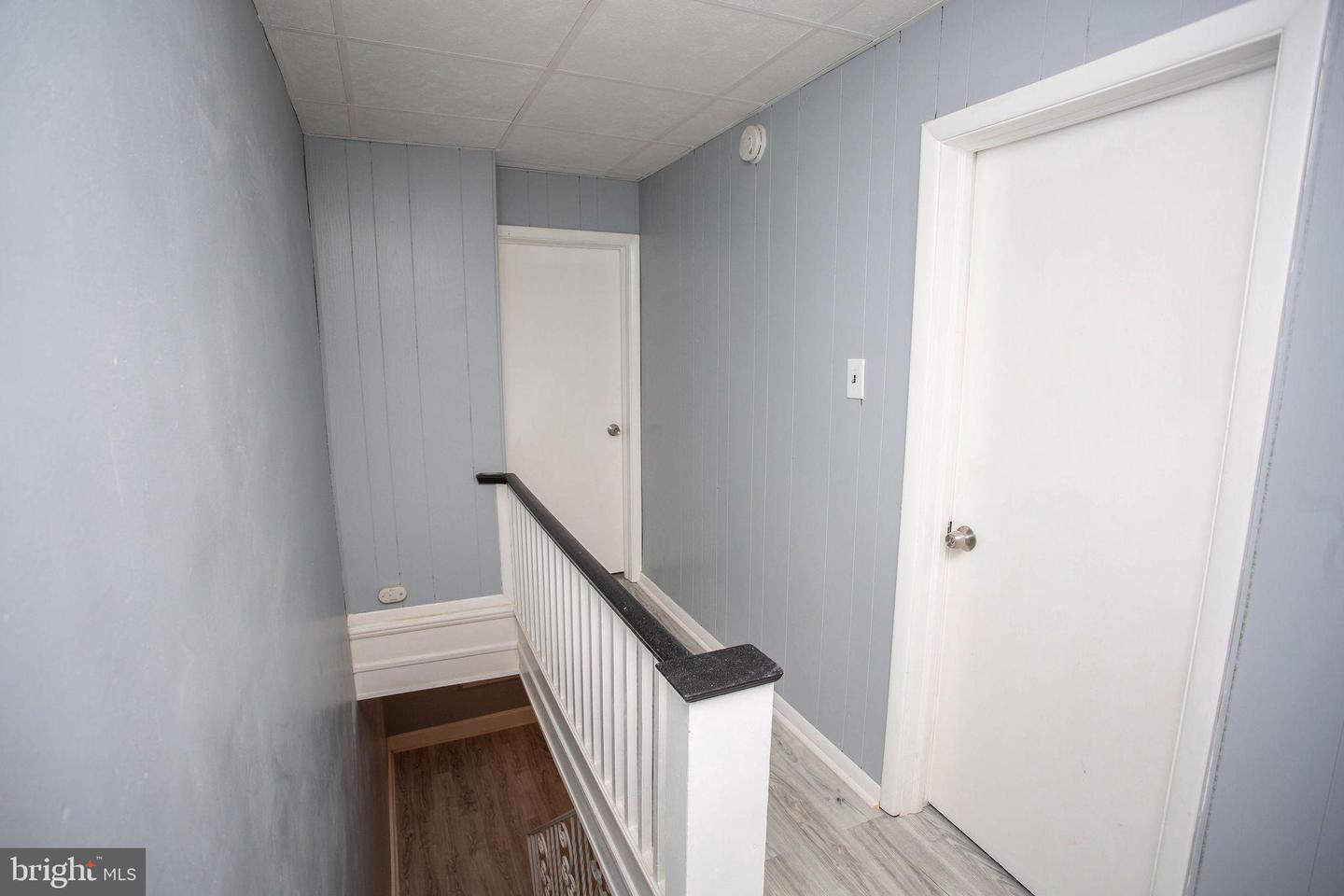 4066 Creston St Property Photo 11