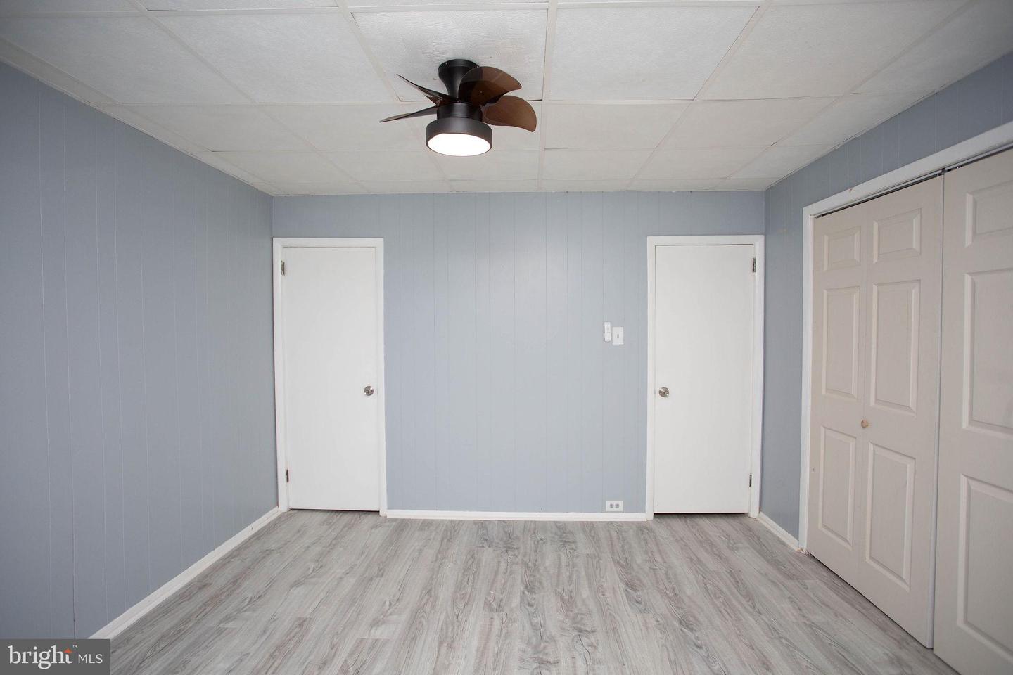 4066 Creston St Property Photo 16