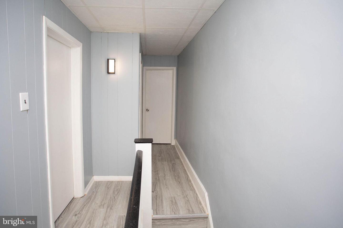 4066 Creston St Property Photo 17