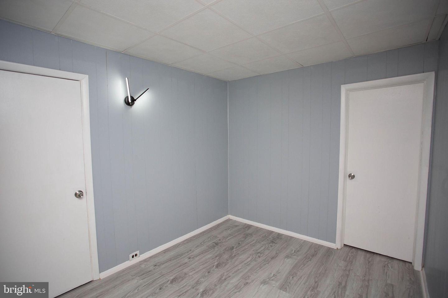 4066 Creston St Property Photo 19