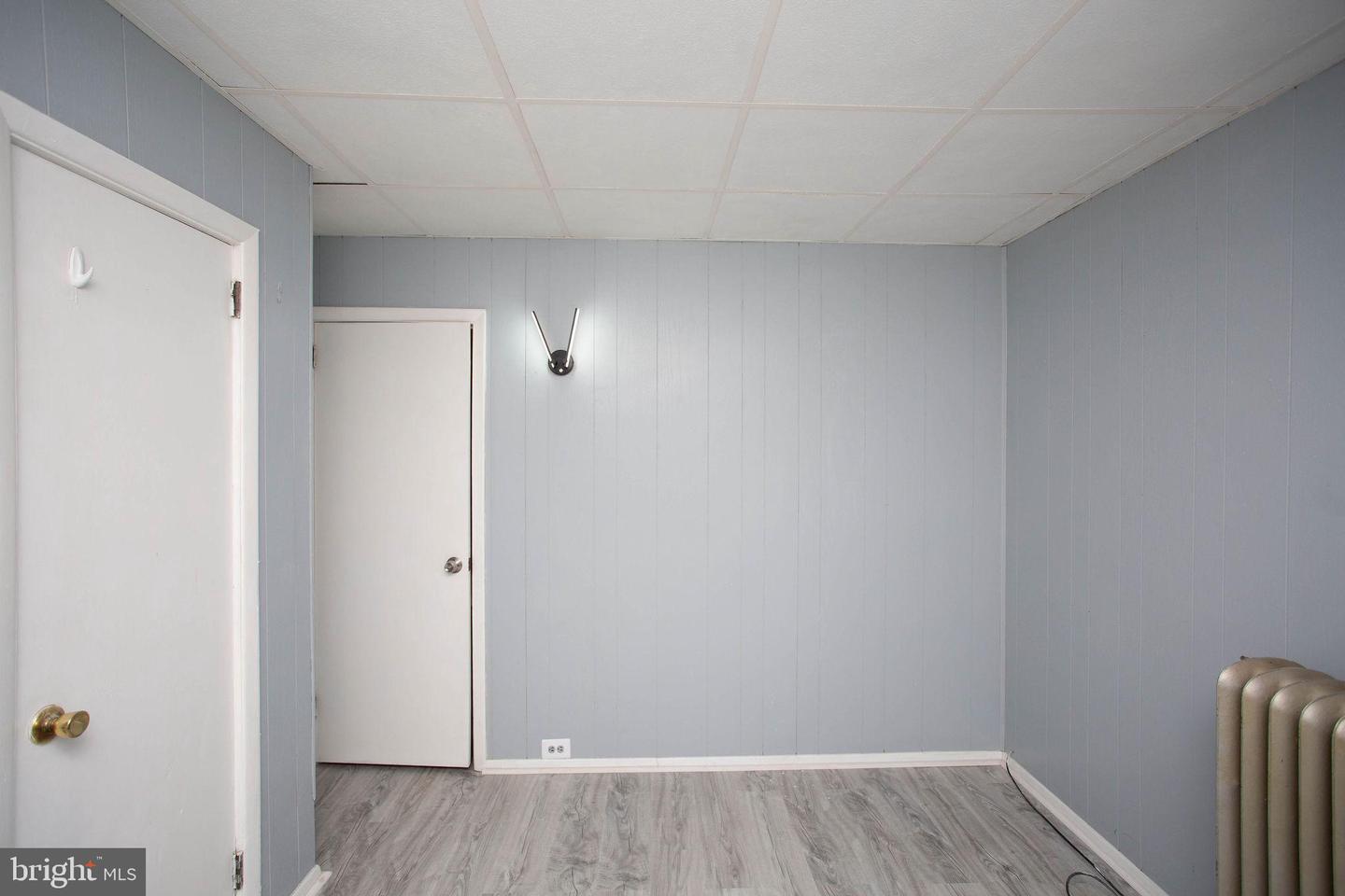 4066 Creston St Property Photo 24