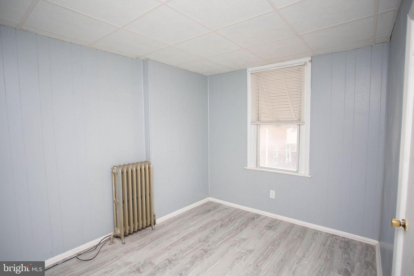 4066 Creston St Property Photo 26