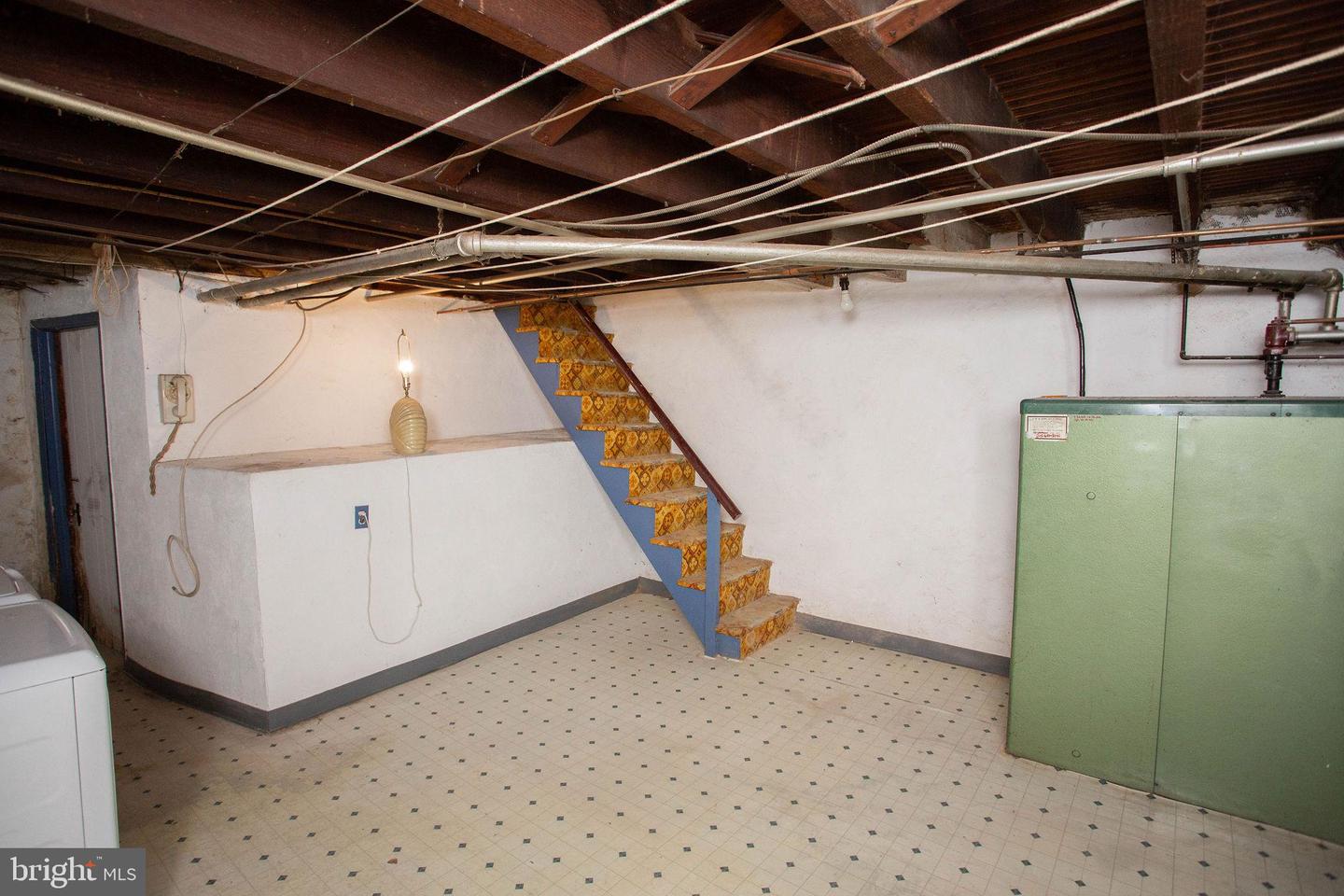 4066 Creston St Property Photo 30
