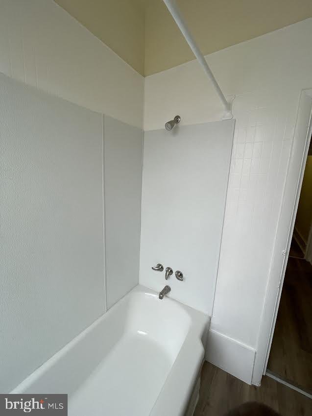 547 E Tulpehocken St Property Photo 9
