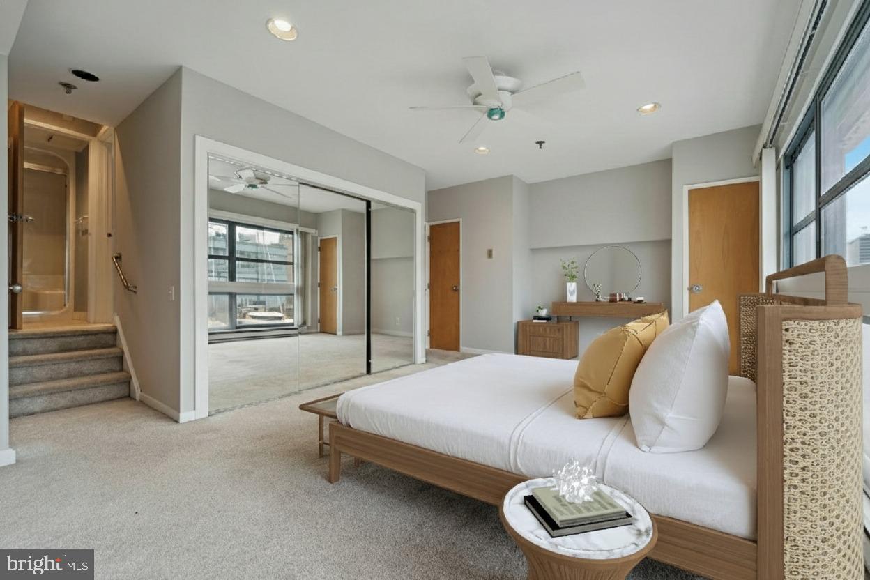 7 N Christopher Columbus Blvd #130 Property Photo 28