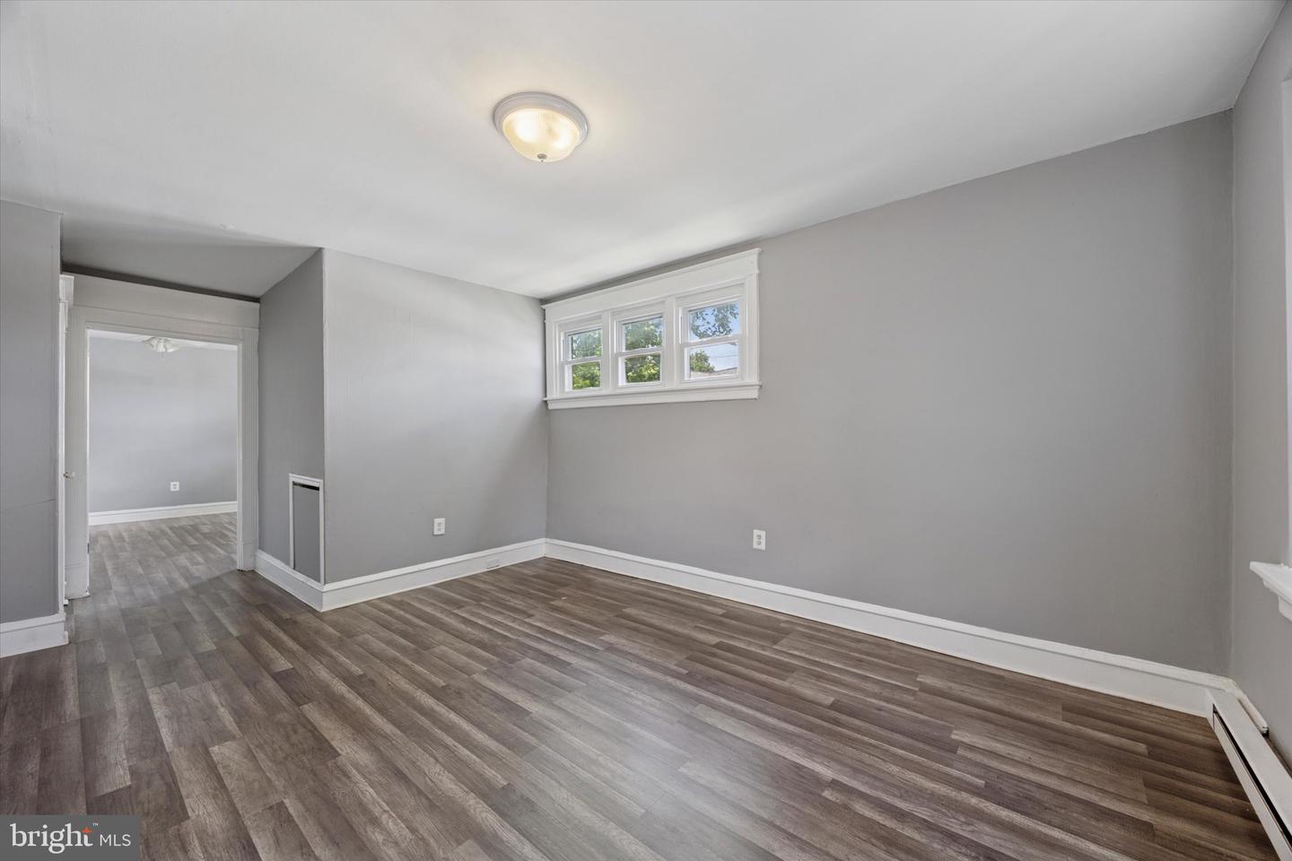 1873 E Tulpehocken St #1f Property Photo 3