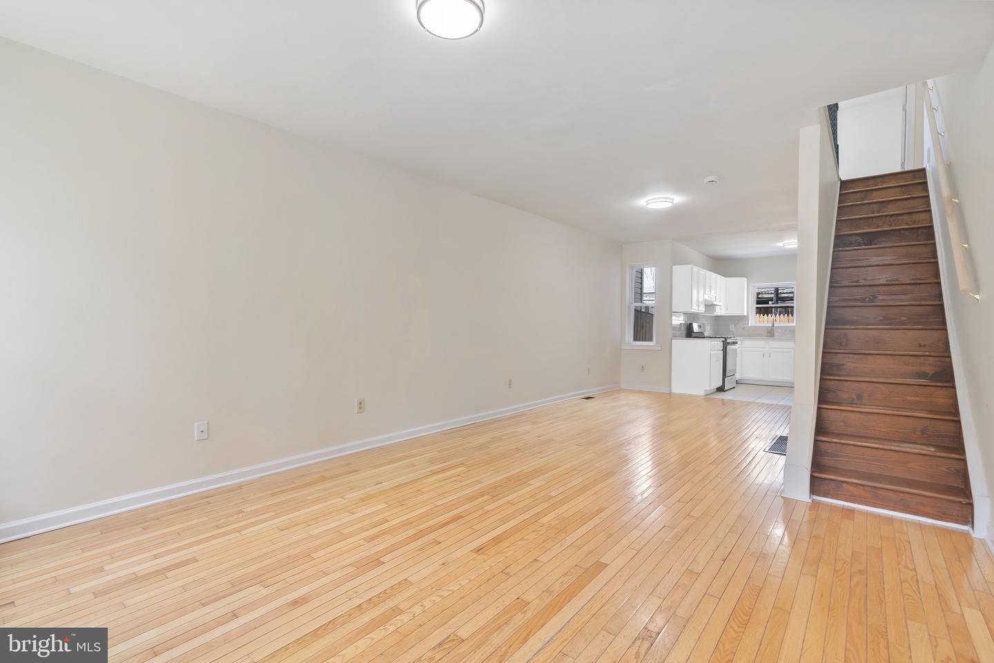 2251 Cross St Property Photo 2