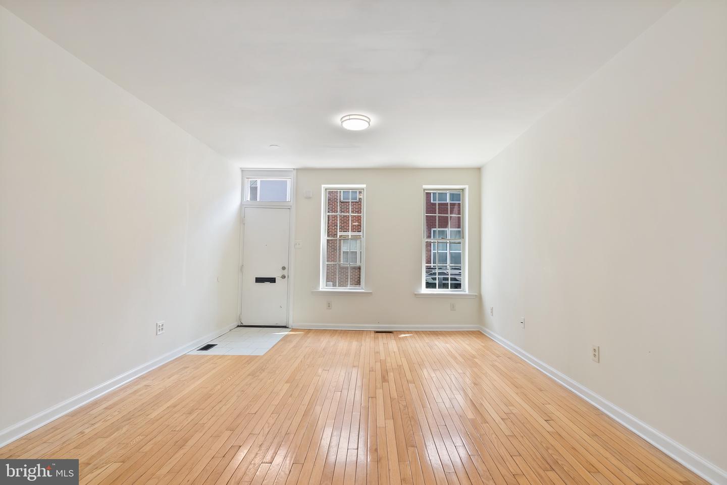 2251 Cross St Property Photo 4