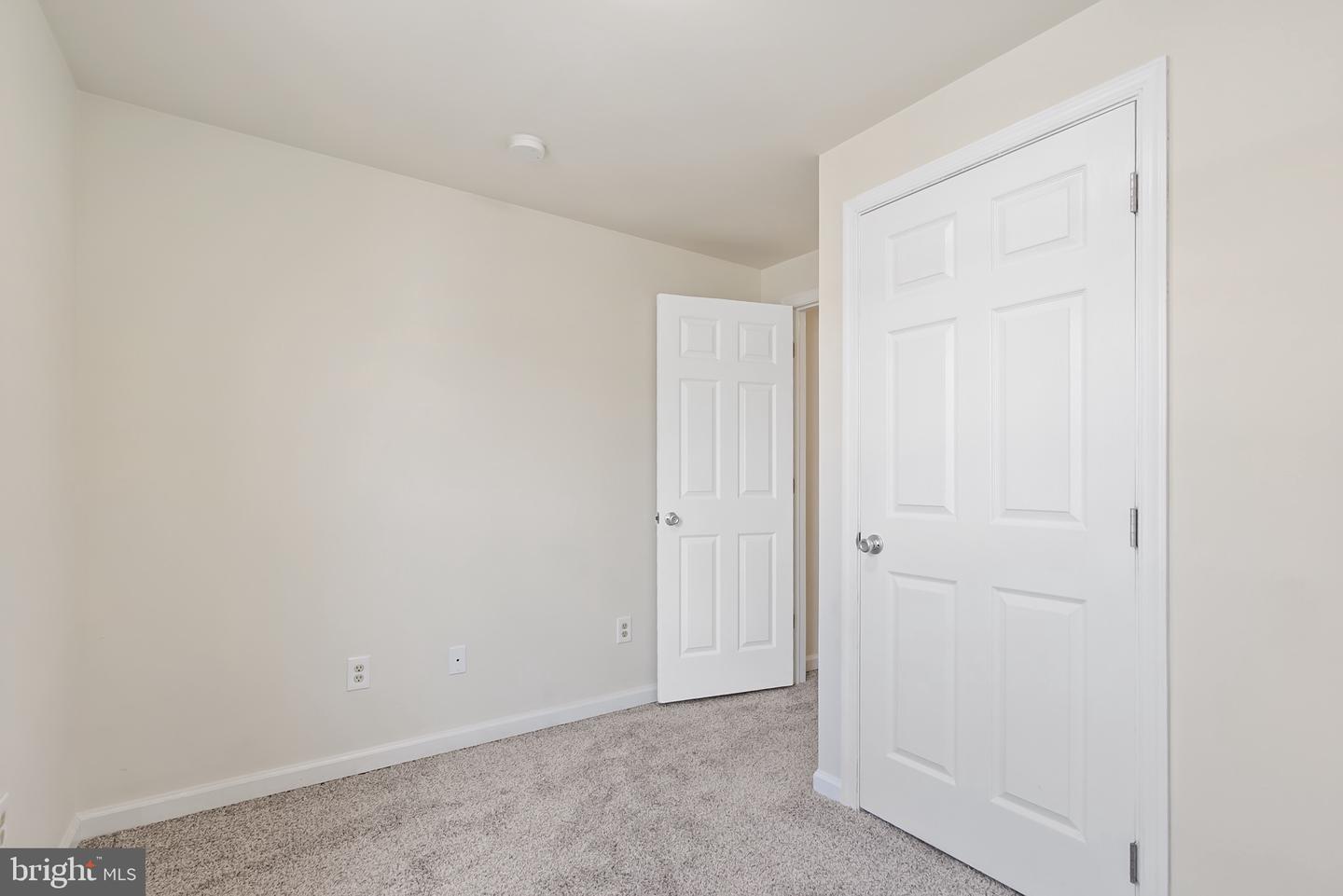 2251 Cross St Property Photo 10