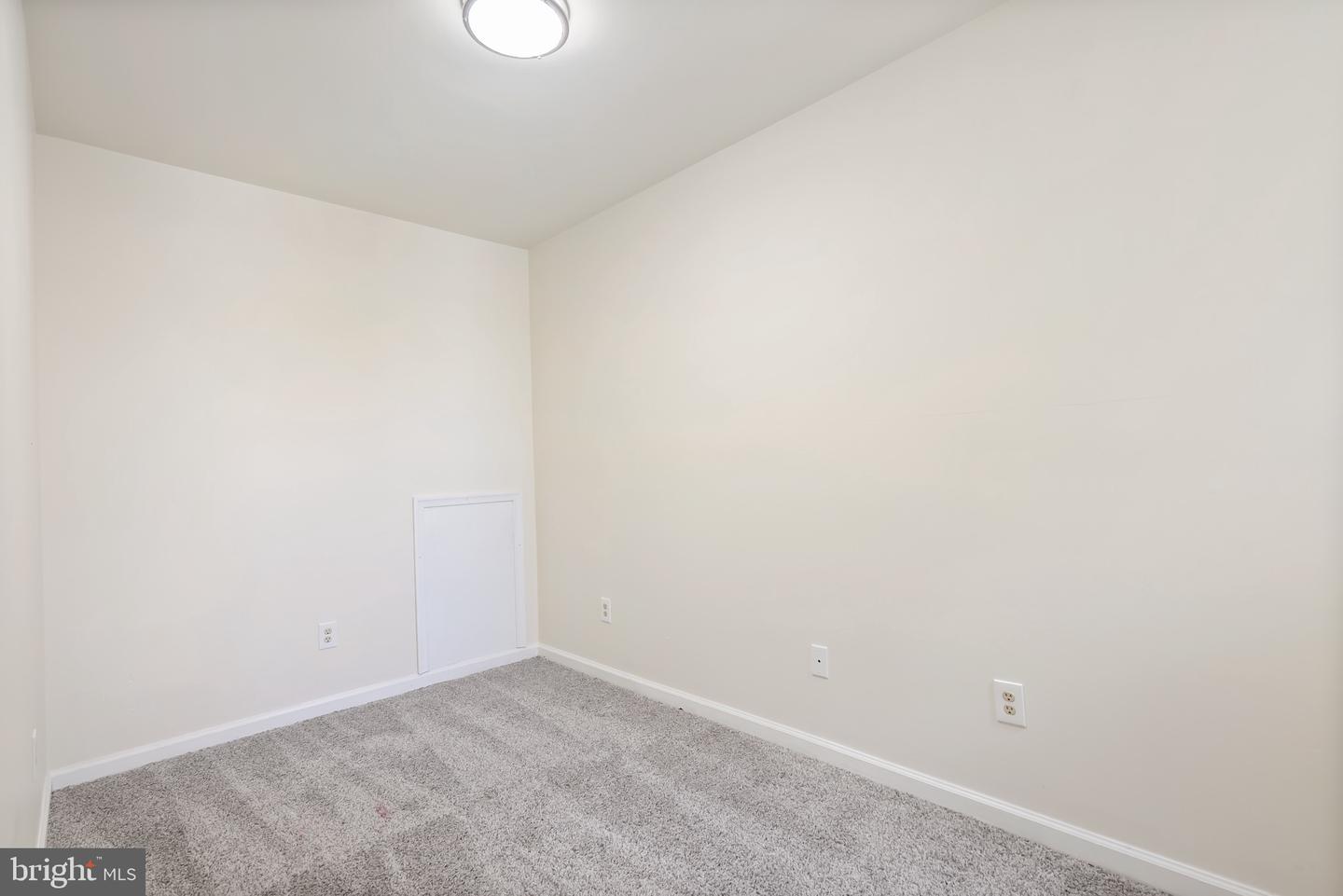 2251 Cross St Property Photo 11