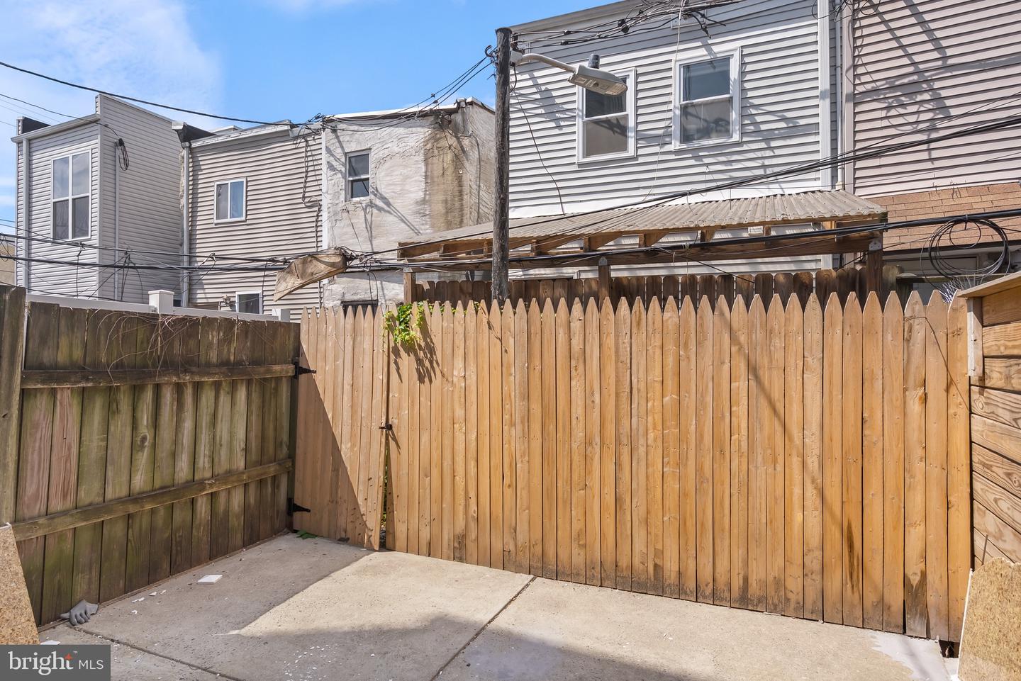 2251 Cross St Property Photo 17