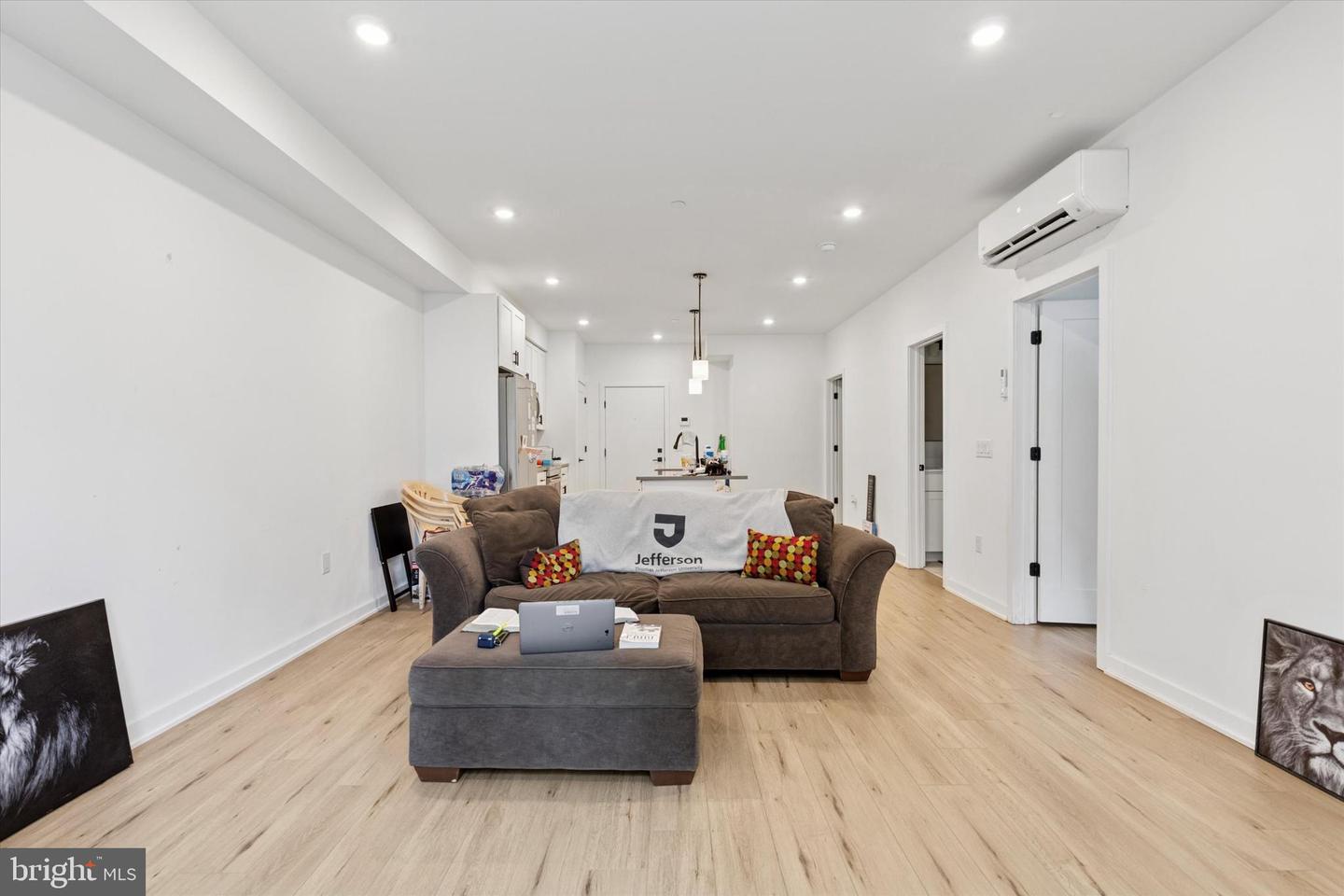 22 E Rittenhouse St Property Photo 18