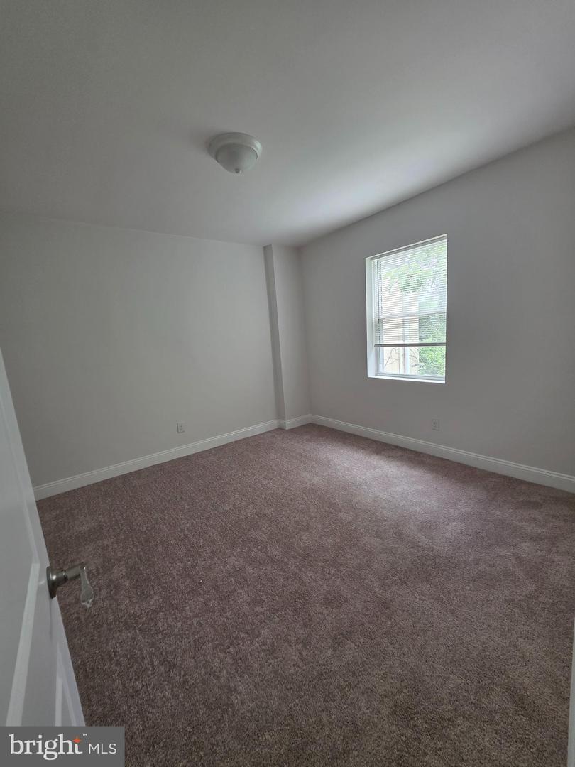 494 W King St Property Photo 25