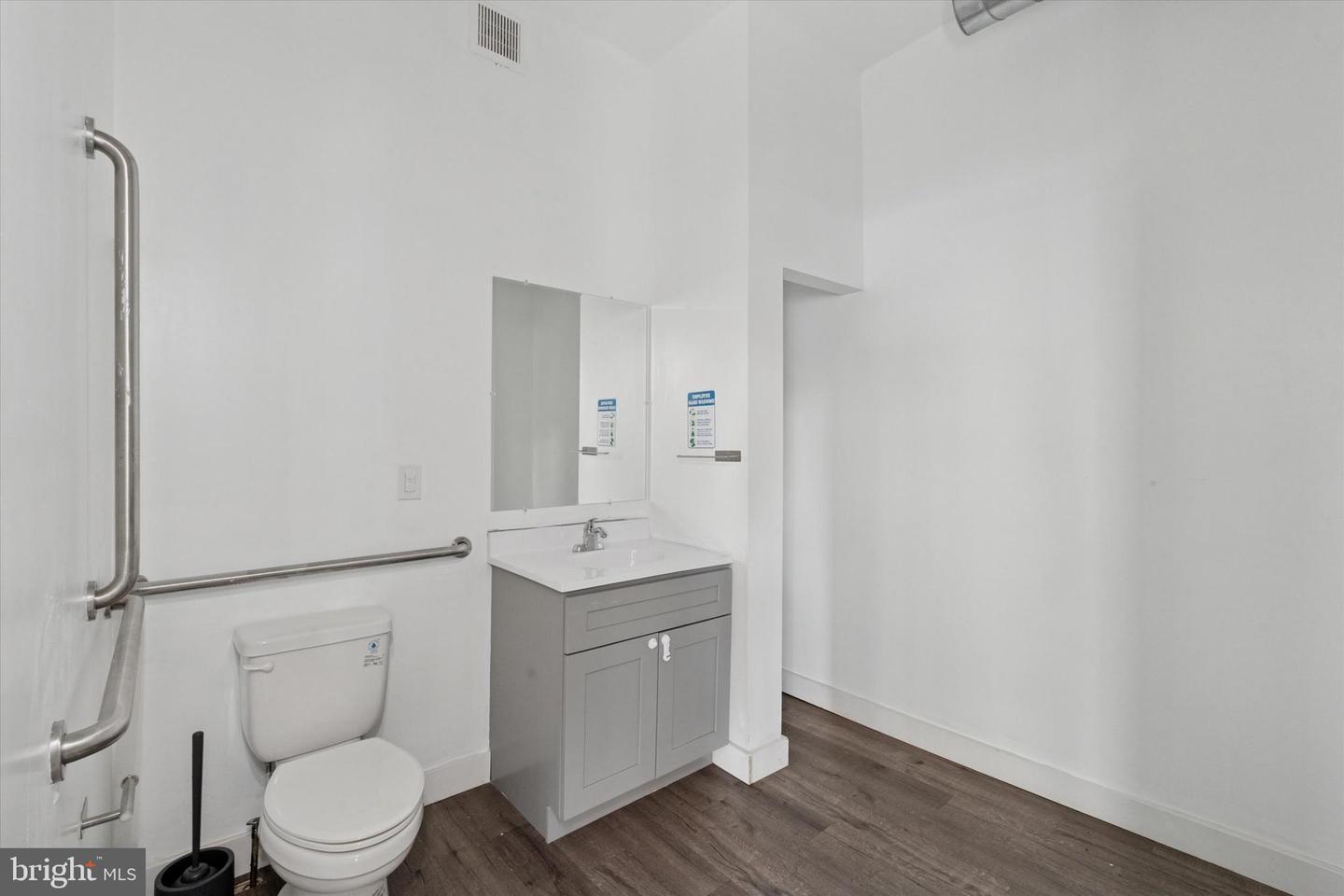 1648 S 16th St #commercial Property Photo 13