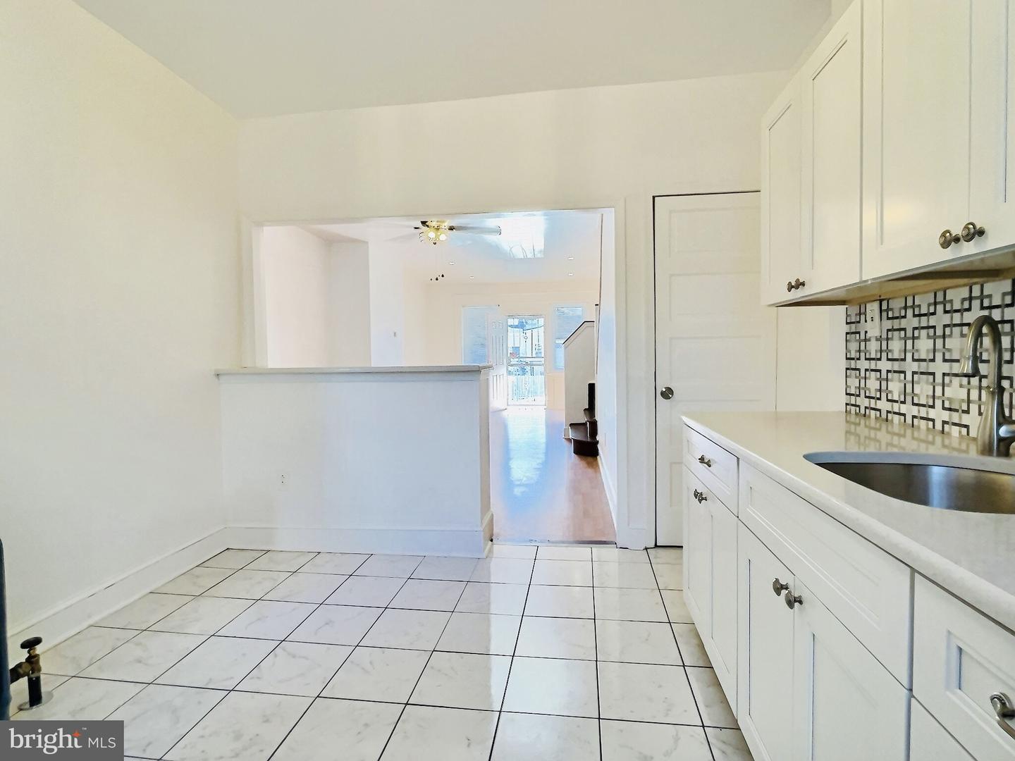 5945 Trinity St Property Photo 6