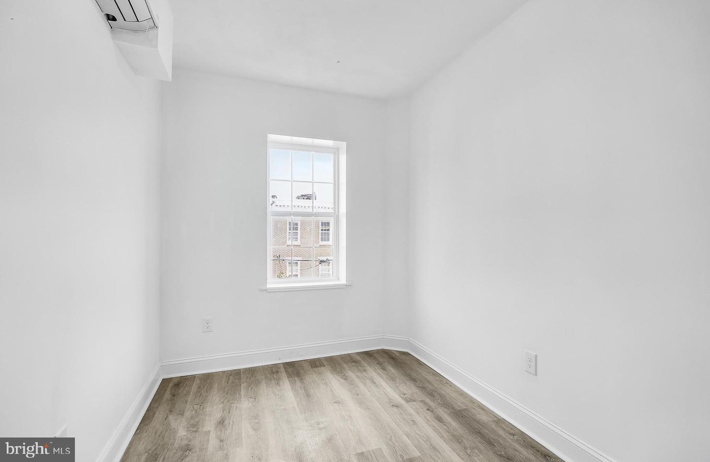 2046 E Huntingdon St #3f Property Photo 11
