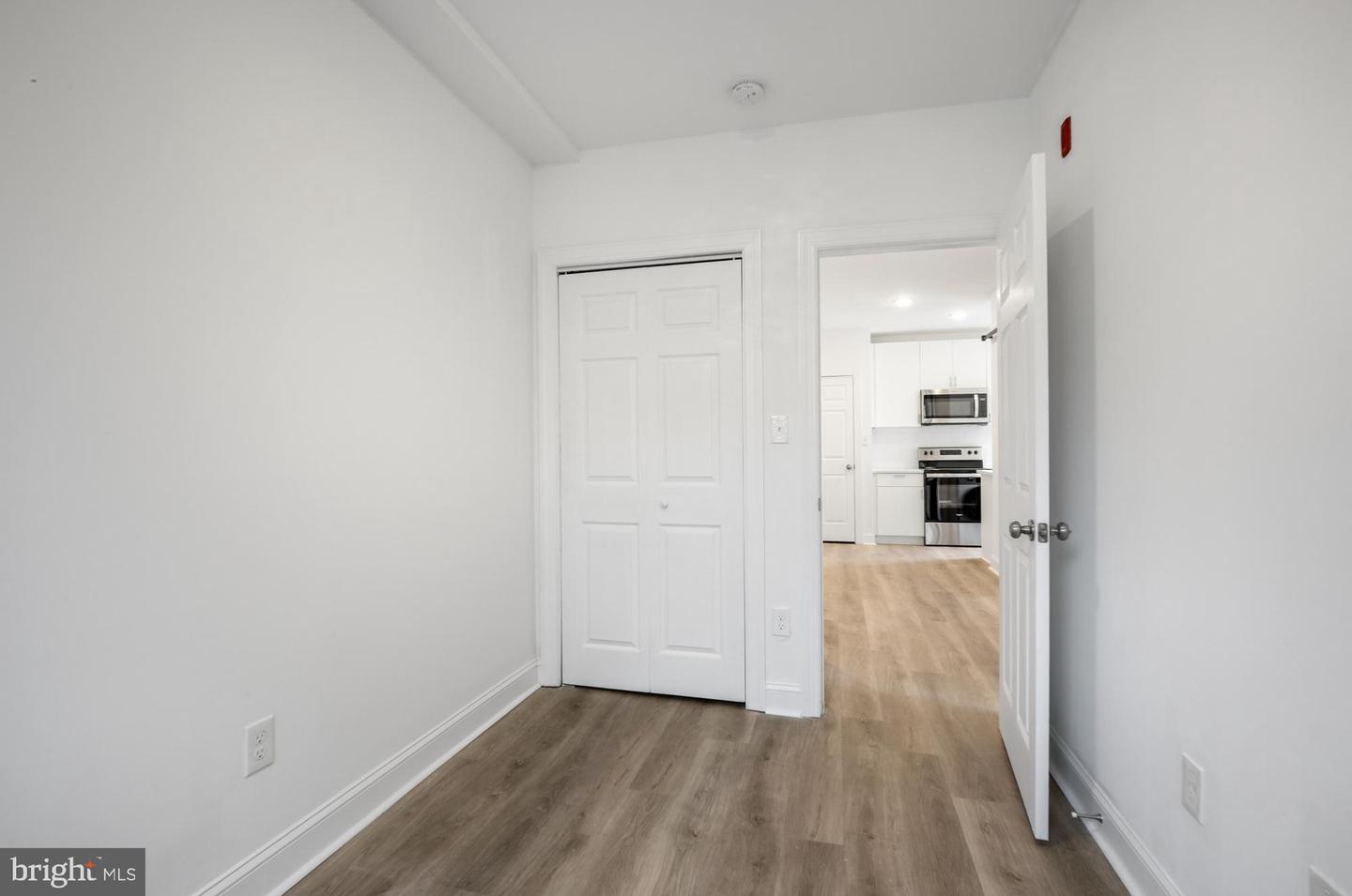 2046 E Huntingdon St #2f Property Photo 12