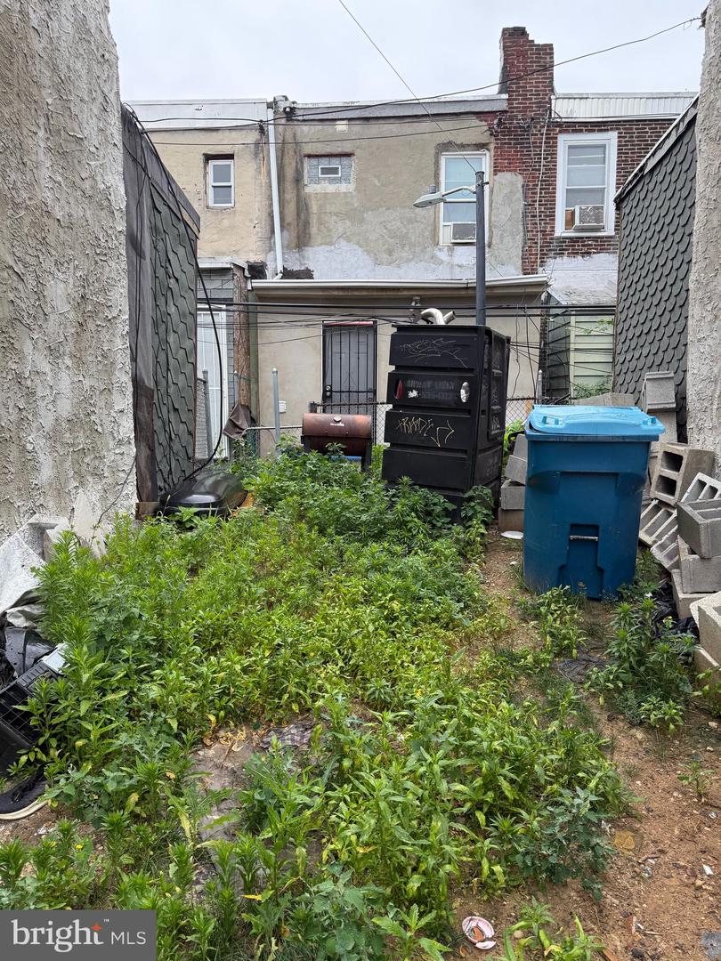 3035 N Water St Property Photo 4