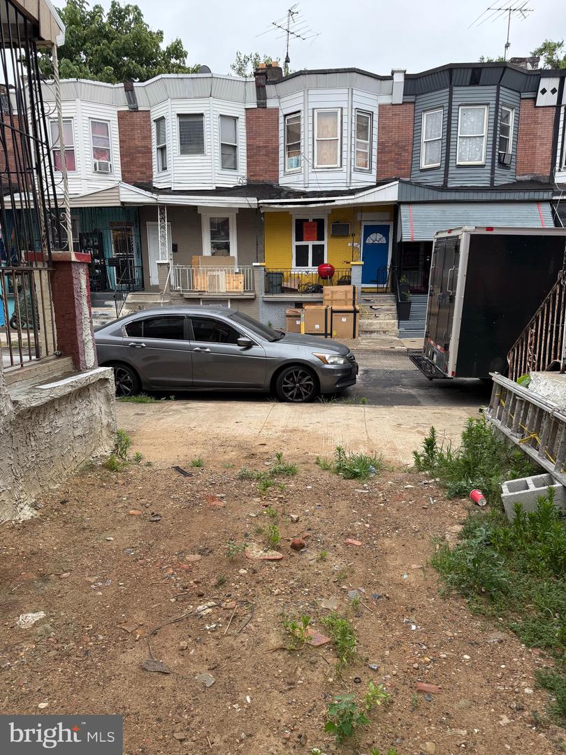 3035 N Water St Property Photo 5