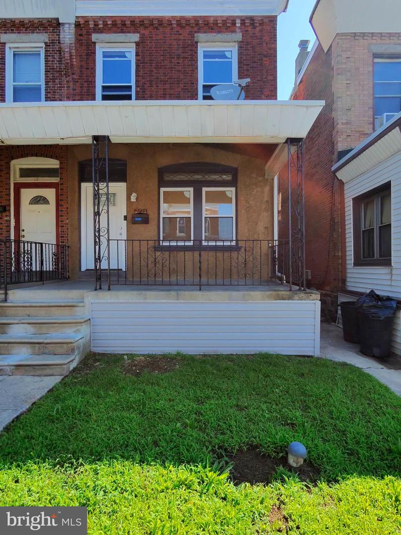 2223 S Shields St Property Photo
